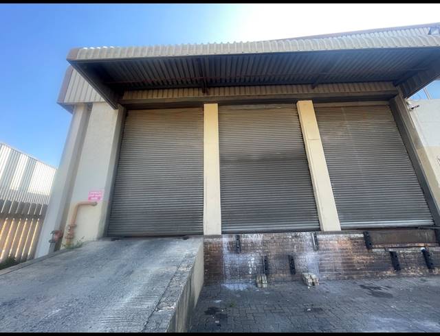 2,528M² FACTORY TO LET IN JET PARK